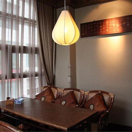 Acme Riverside Serviced Apartment Шанхай Экстерьер фото